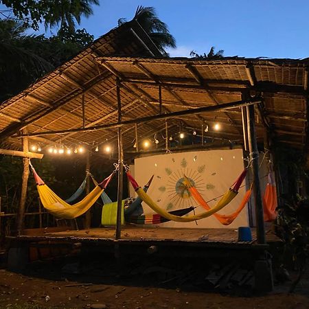 סן ויסנטה Amihan Beach Hostel מראה חיצוני תמונה