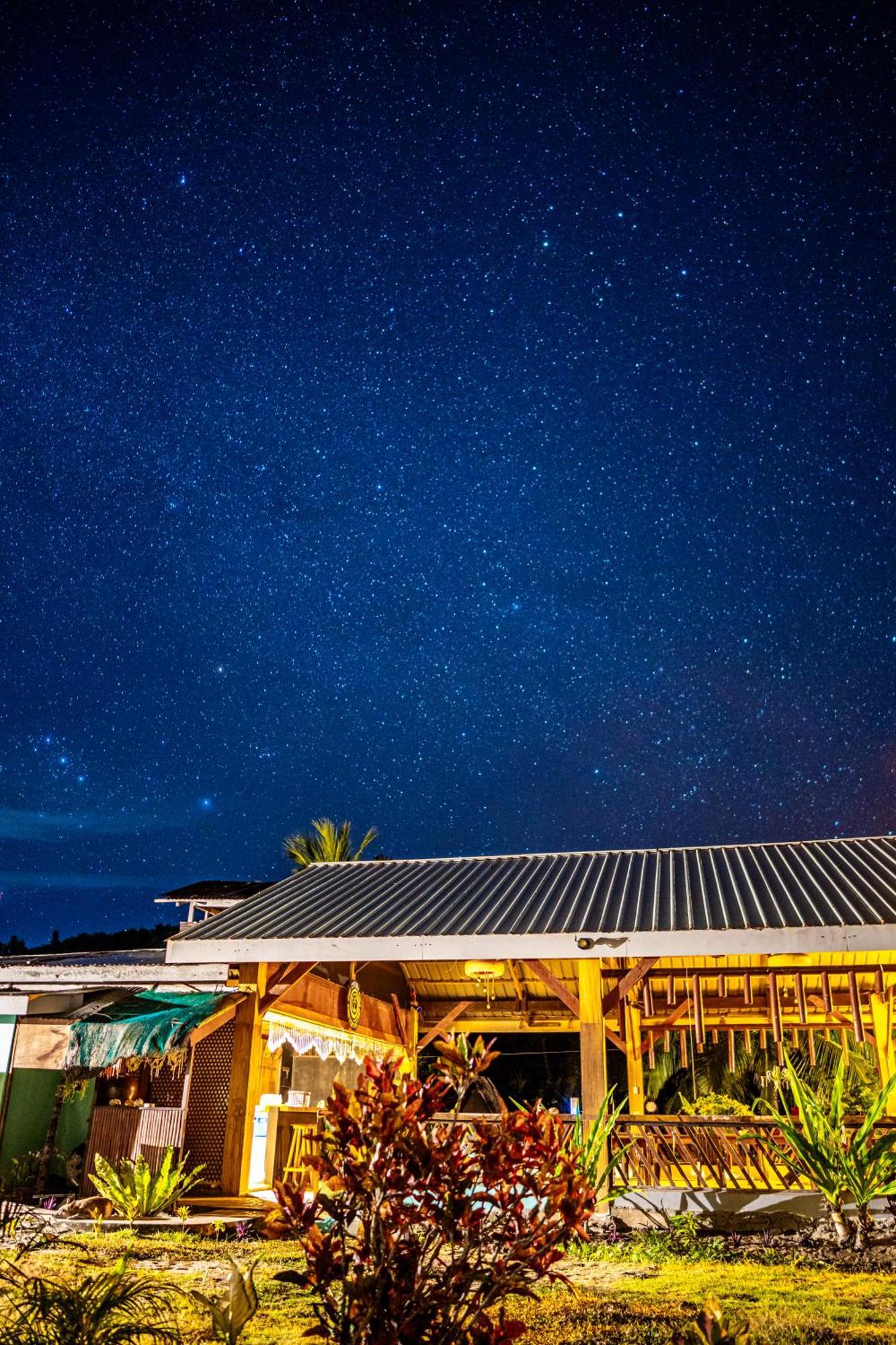 סן ויסנטה Amihan Beach Hostel מראה חיצוני תמונה